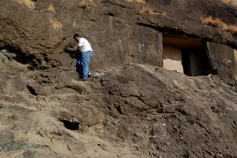 ghorwadeshwar cave temples near Somatane